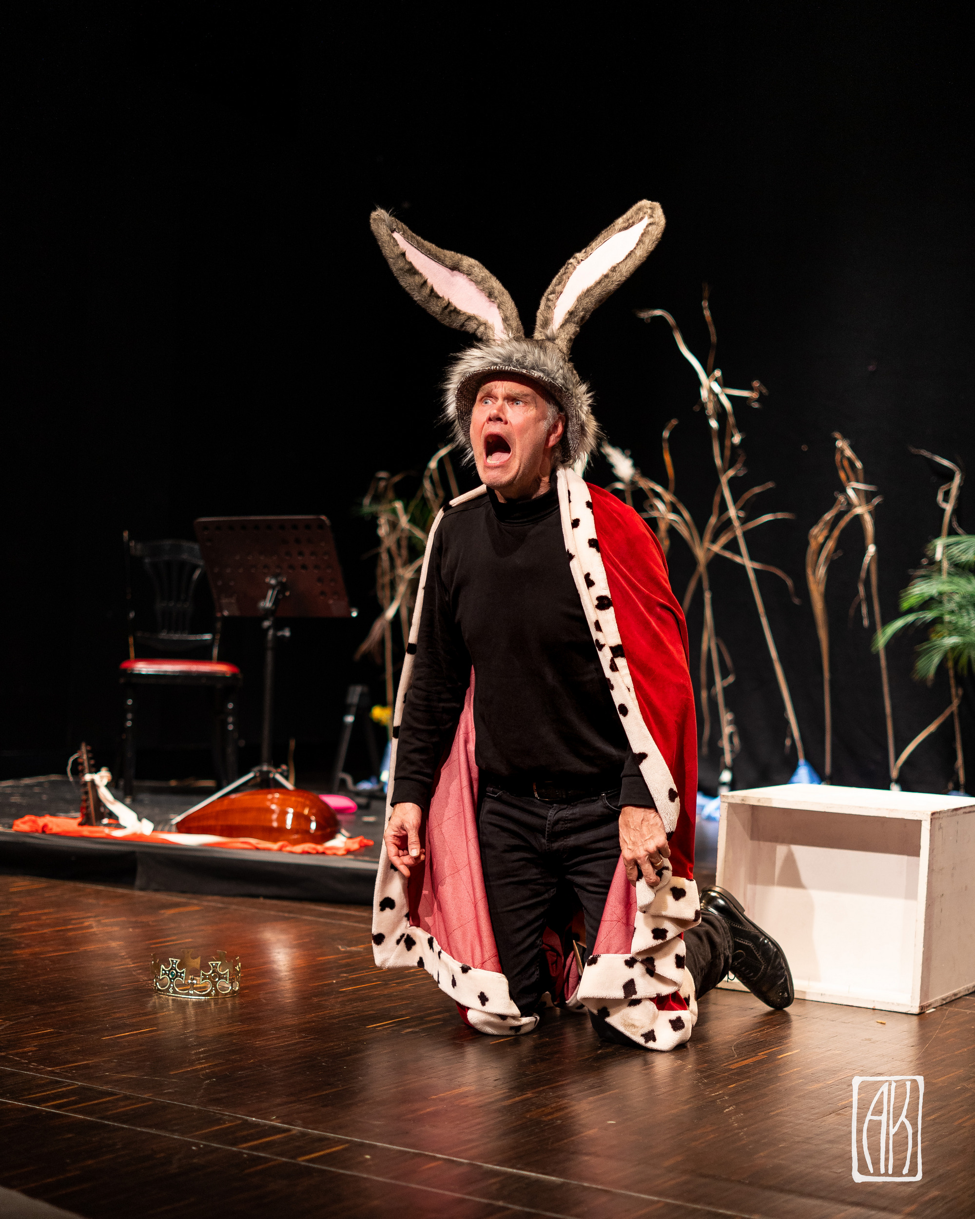 Thomas Lackner als Midas mit Eselsohren. Foto: Agnieszka Kulowska